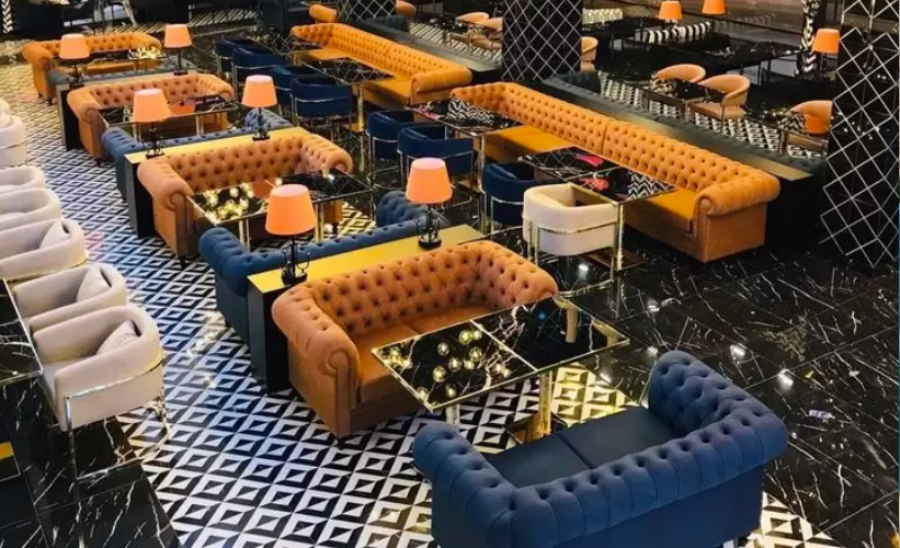 Bahçe Masa Sandalye Alan Yerler